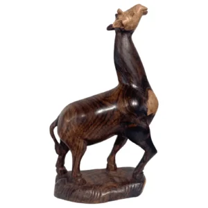 Savanna Sentinel Wooden Giraffe Sculpture1